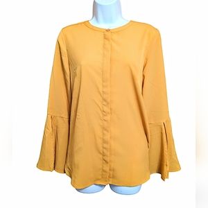 Banana Republic bell sleeve blouse